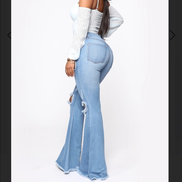 🥀DONATING 12/30 Dazed For Days Flare Jeans Distressed - Picture 4 of 6